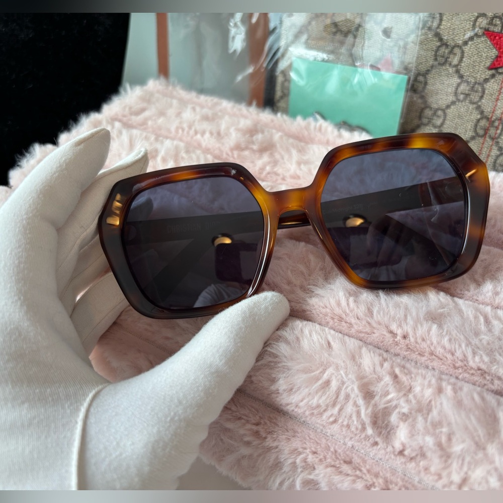Dior Midnight Tortoise Shell Sunglasses signature Christian Dior Like New